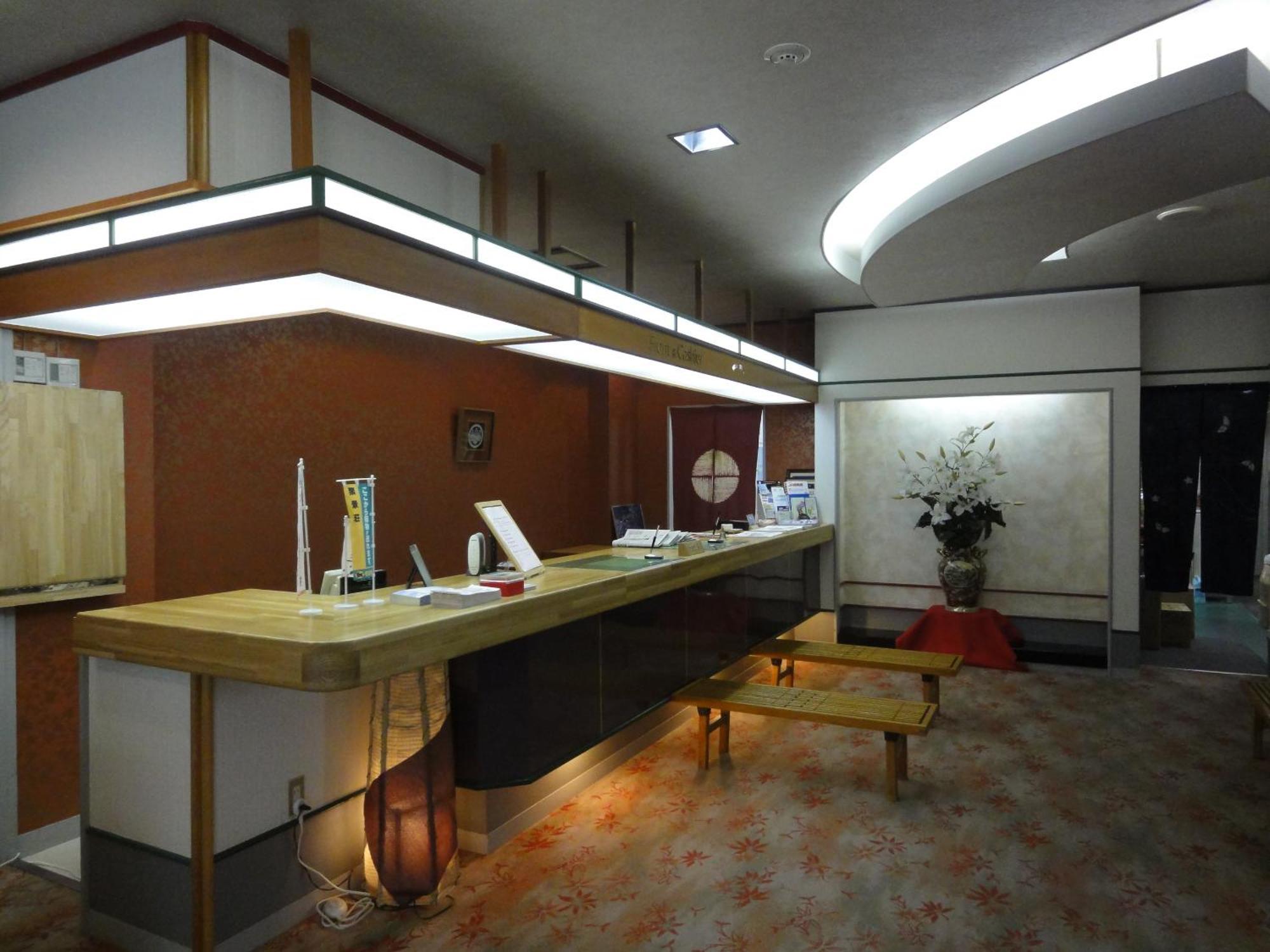 Jukeiso Hotel Хатсукаичи Екстериор снимка