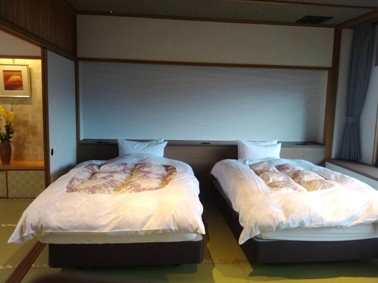 Jukeiso Hotel Хатсукаичи Екстериор снимка