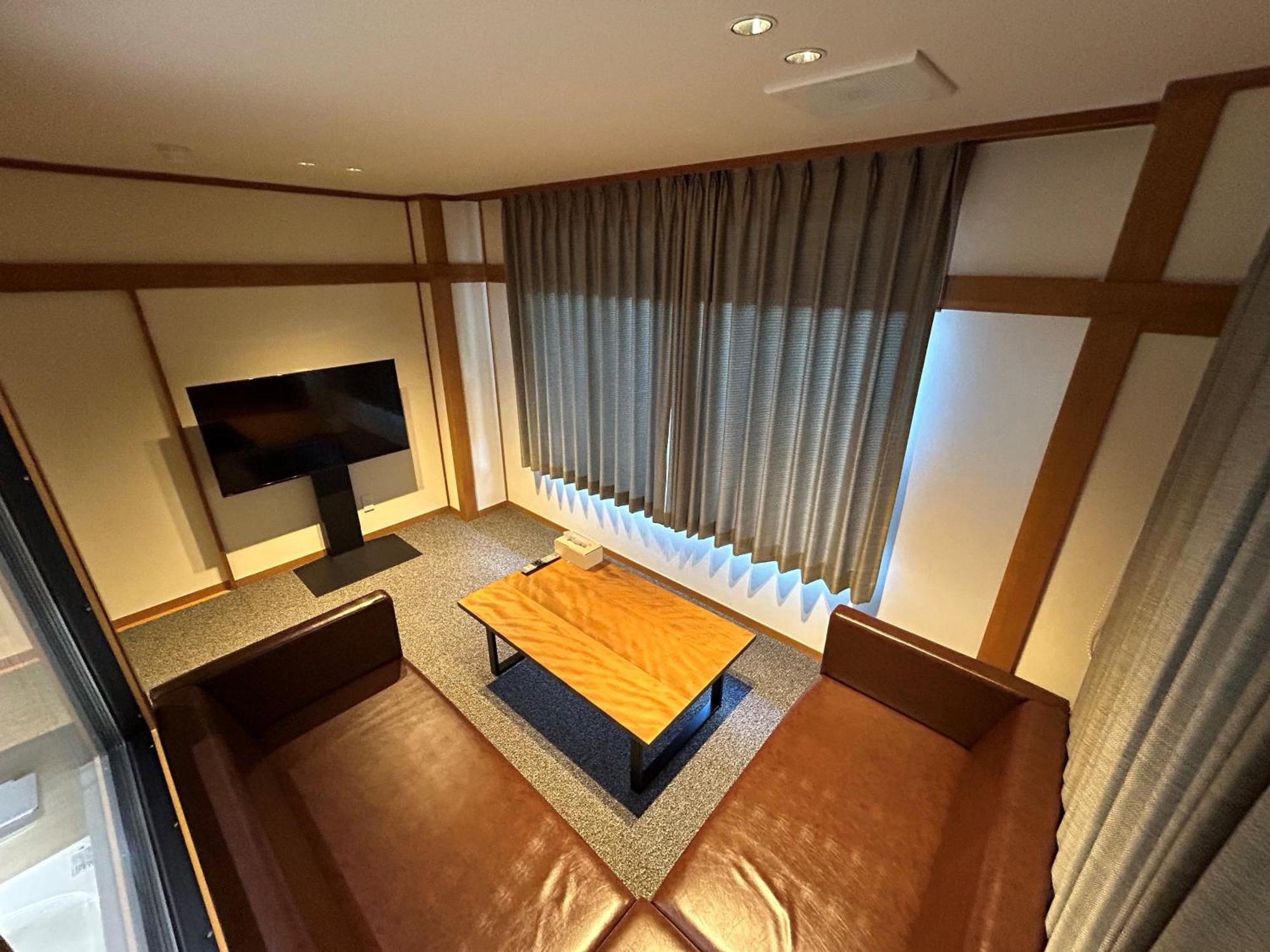 Jukeiso Hotel Хатсукаичи Екстериор снимка