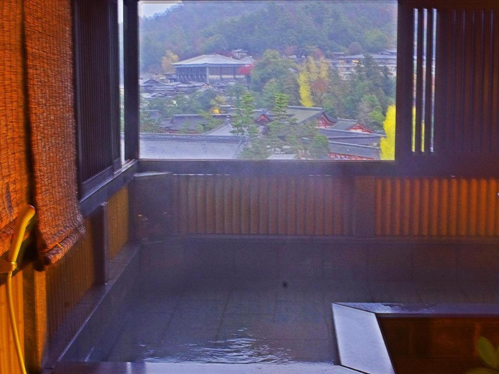 Jukeiso Hotel Хатсукаичи Екстериор снимка